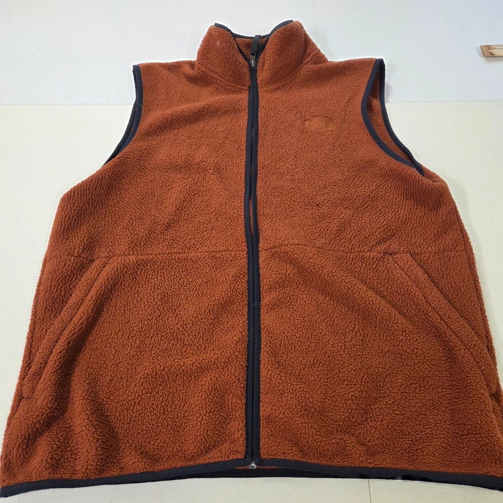 The North Face Mens XL Full Zip Fleece Vest Burnt Orange Rust Mock Neck Logo